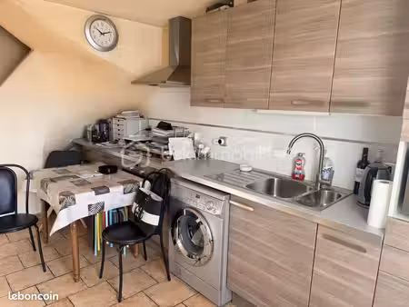 immeuble 4 pièces 75 m²