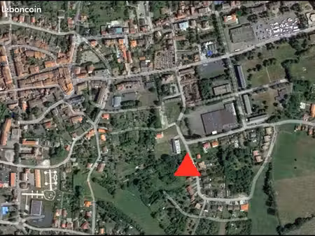 terrain constructible de 7193 m²