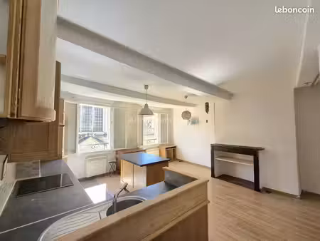 appartement 1 pièce 40 m²