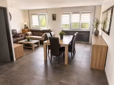 appartement f4 70 m² cave garage place de parking