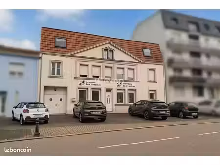 immeuble 12 pièces 326 m²