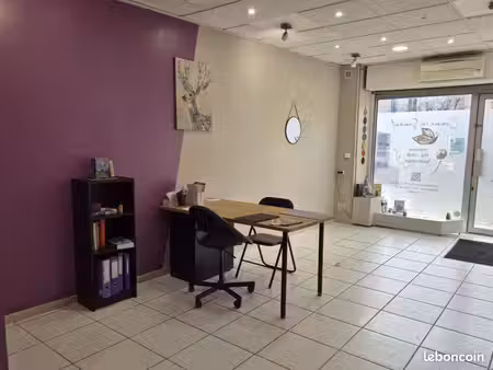 local commercial 38 m²