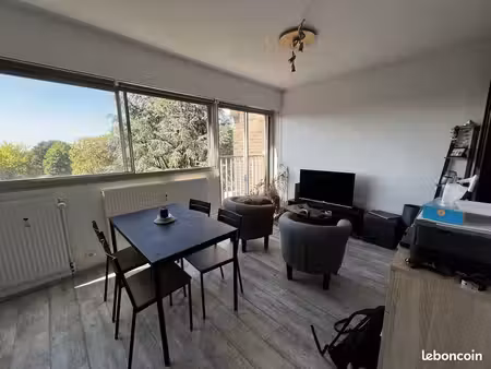 studio 1 pièce 32 m²