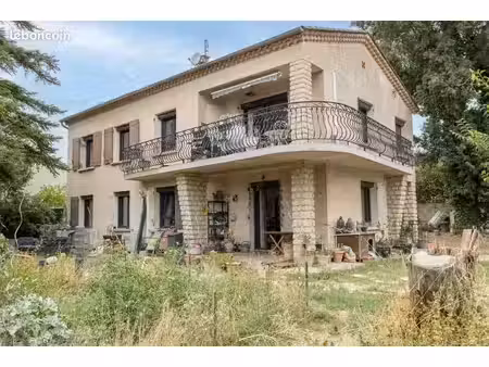 maison 6 pièces 153 m²
