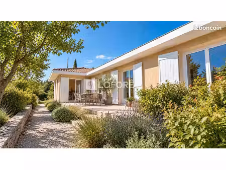 maison 5 pièces 104 m²
