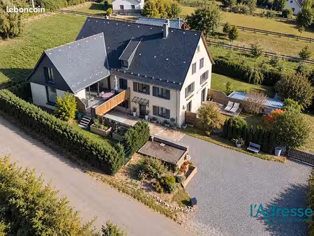 ferme 10 pièces 283 m²
