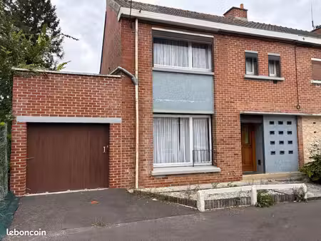 maison 6 pièces 100 m²