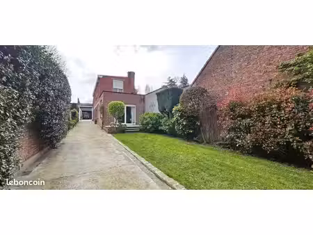 maison 8 pièces 206 m²