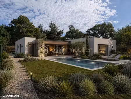 terrain 1 072 m² vannes