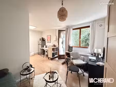 appartement 1 pièce 20 m²
