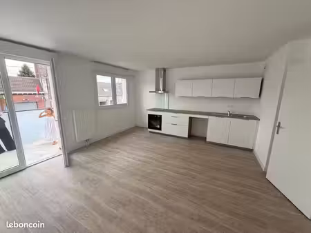 a louer t2 neuf raches meuble