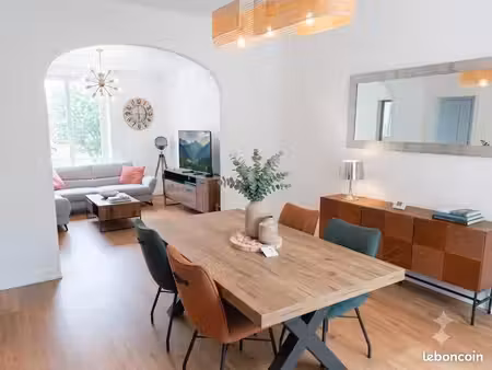 maison 7 pièces 180 m2 - entièrement rénovée