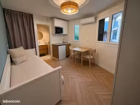 studio meublé hyper centre aix-les-bains – climatisé