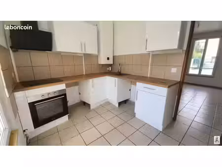 appartement 3 pièces 50 m²