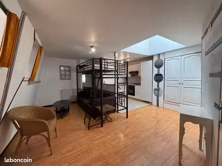 studio meublé - centre historique