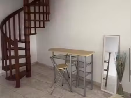 maison mitoyenne à louer