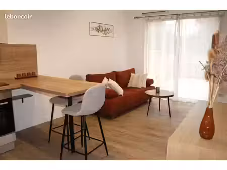 maison meublée de 44 m² avec extérieur et abri voiture – proche école des mines