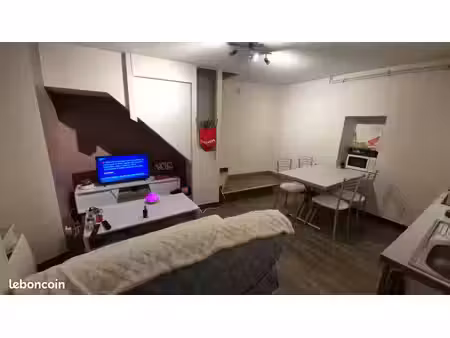appartement lumineux t2 rénové de 35m² à aixe
