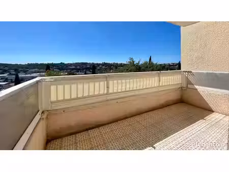 t4 de 80m² avec garage