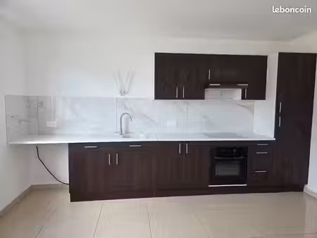 location f2 55m² rdc lumineux + parking