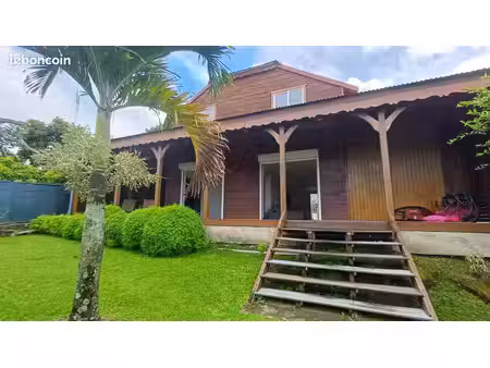 location grande maison à saint claude