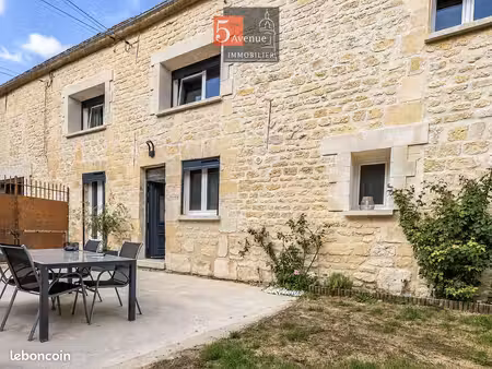 maison 6 pièces 160 m²