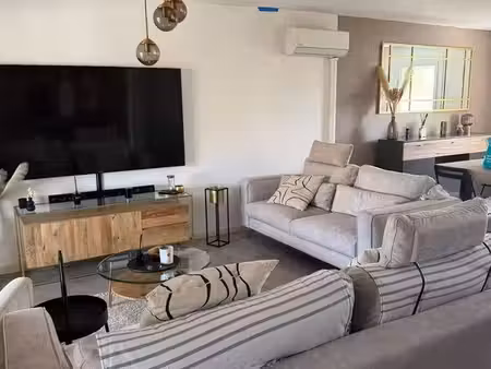 haut de villa avec terrasse