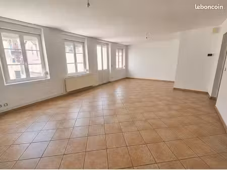 appartement 3 pièces 84 m²