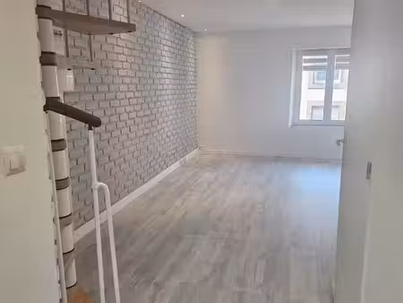 superbe duplex lumineux rénové faibles charges