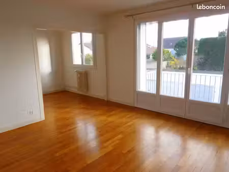 appartement t4 bon état  70 m2   situé à rimard