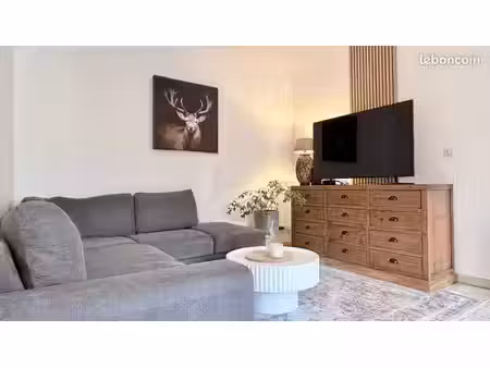 maison/gîtes en pierre de taille