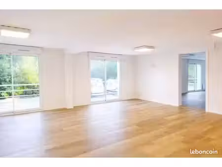 bureaux 185 m² arradon