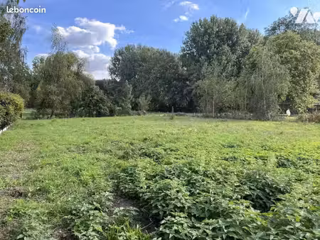 terrain 1354 m² st amand les eaux