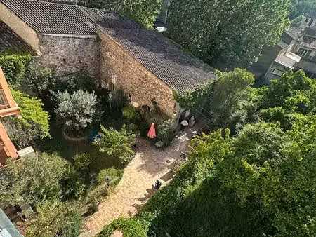 atelier d’artiste + bureaux+ caves + jardin