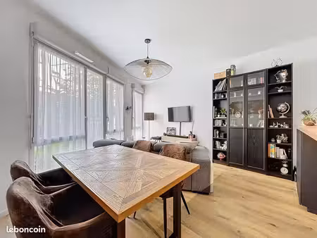 appartement 3 pièces 70 m²