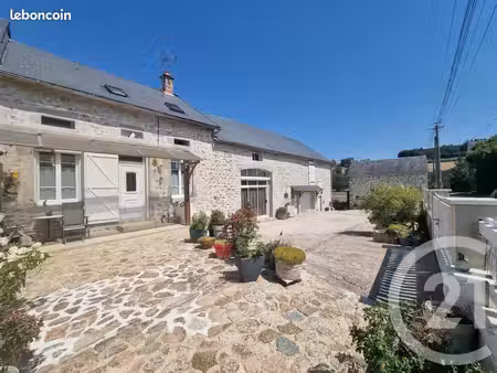 longère 6 pièces 201 m²