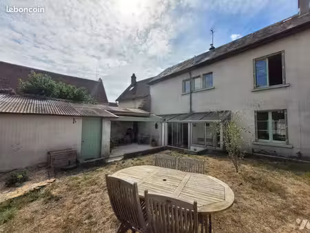 maison 4 pièces 101 m²