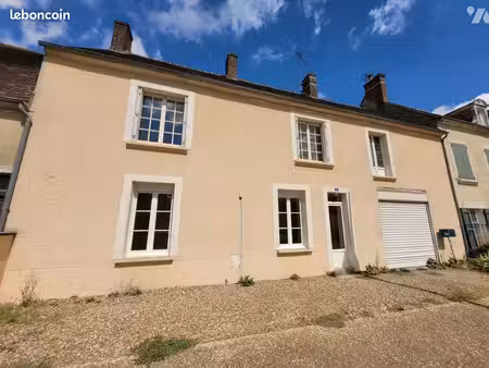 maison 4 pièces 144 m²