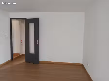 local commercial