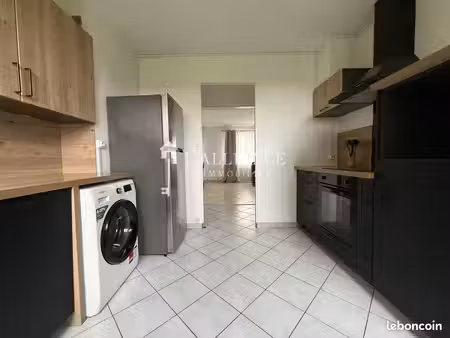 appartement 3 pièces 80 m²