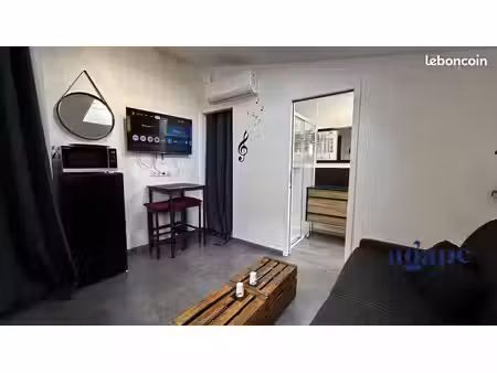 studio 1 pièce 15 m²