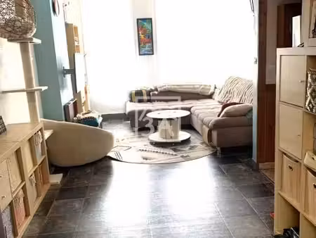 maison 6 pièces 93 m²