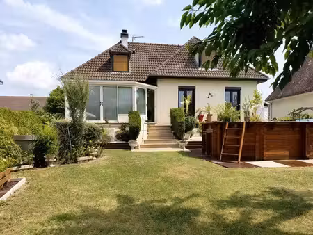 maison individuelle 130 m² – 4 chambres – terrain 817m² – gare   écoles et centre ville à 