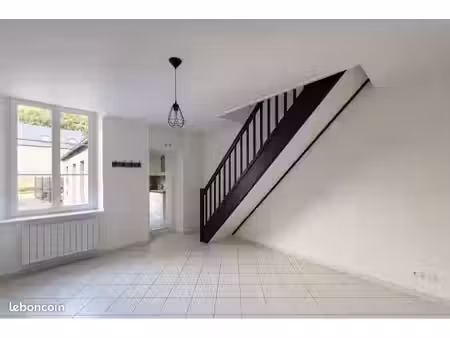 appartement t2 en duplex avec parking – centre-ville