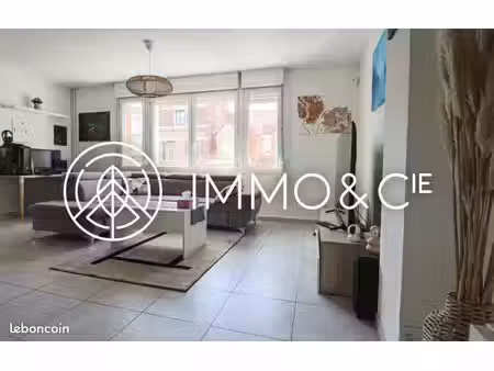 maison 5 pièces 85 m²
