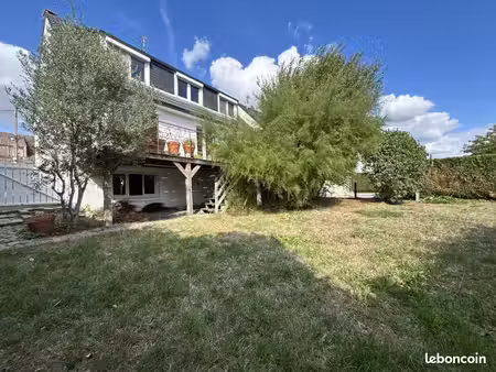 villa 6 pièces 122 m²