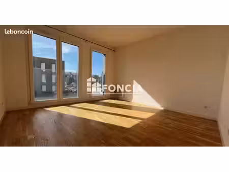 t2 avec parking en residence recente  vendu libre d occupation