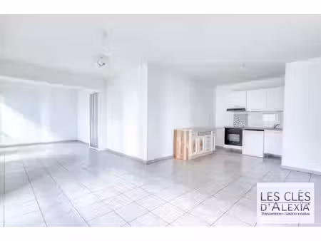 74 m² très lumineux – t3 modulable en t4 – lyon 8