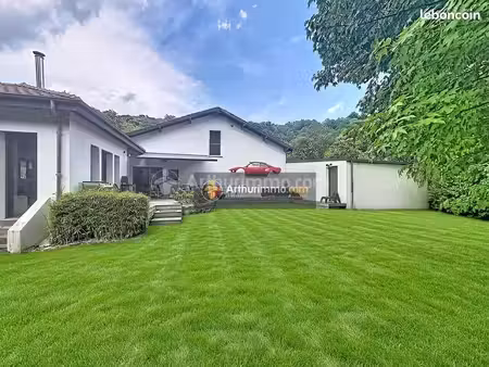 propriété 8 pièces 200 m²