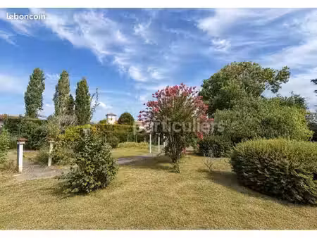 terrain 764 m2 quartier arrauntz